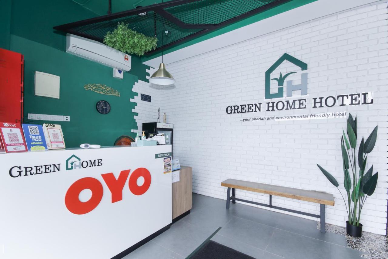 Oyo 90399 Green Home Hotel Syariah Сепанг Экстерьер фото